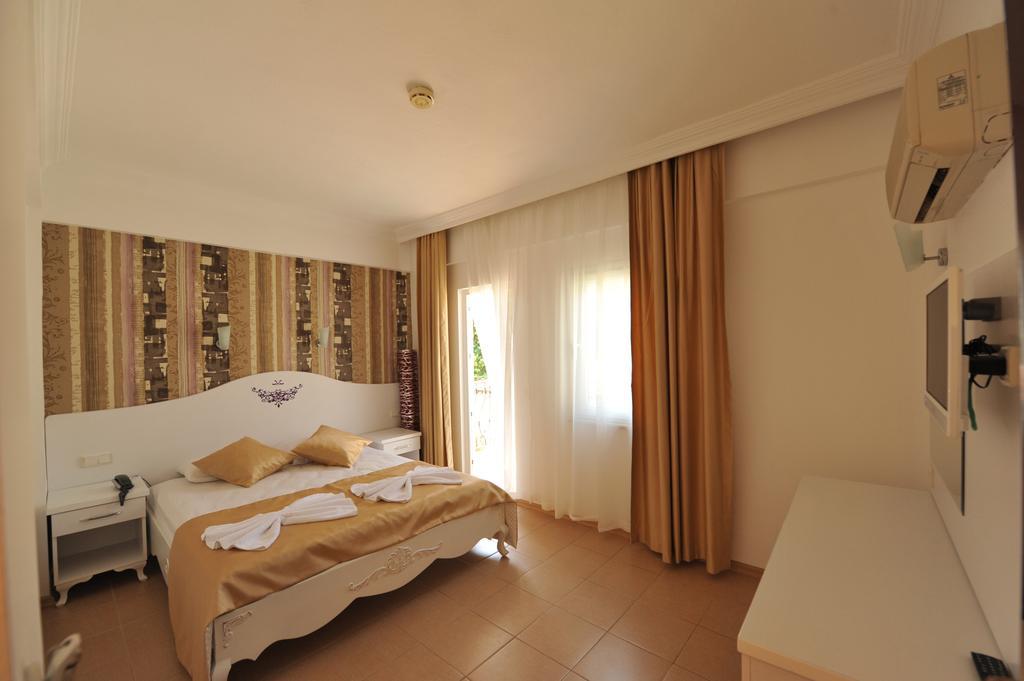 Taner Otel Oludeniz Exterior photo